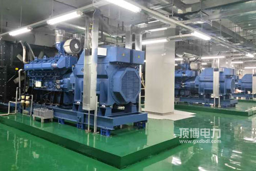 柴油發(fā)電機(jī)400KW多少錢(qián)一臺(tái)？可選重慶康明斯\玉柴\濰柴